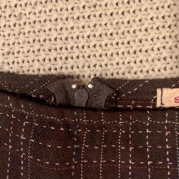 Plaid Skirt - Picture 5 of 10